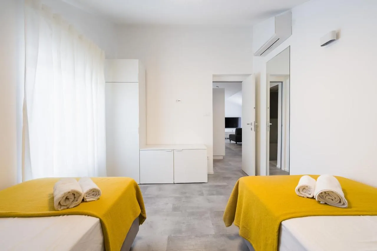 Apartmani Ana 2 I 3 Malinska