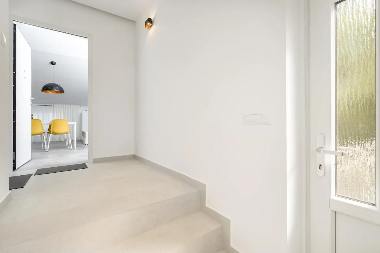 Apartment Apartmani Ana 2 I 3 Malinska