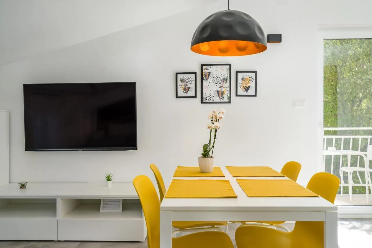 Apartmani Ana 2 I 3 Malinska Croatia