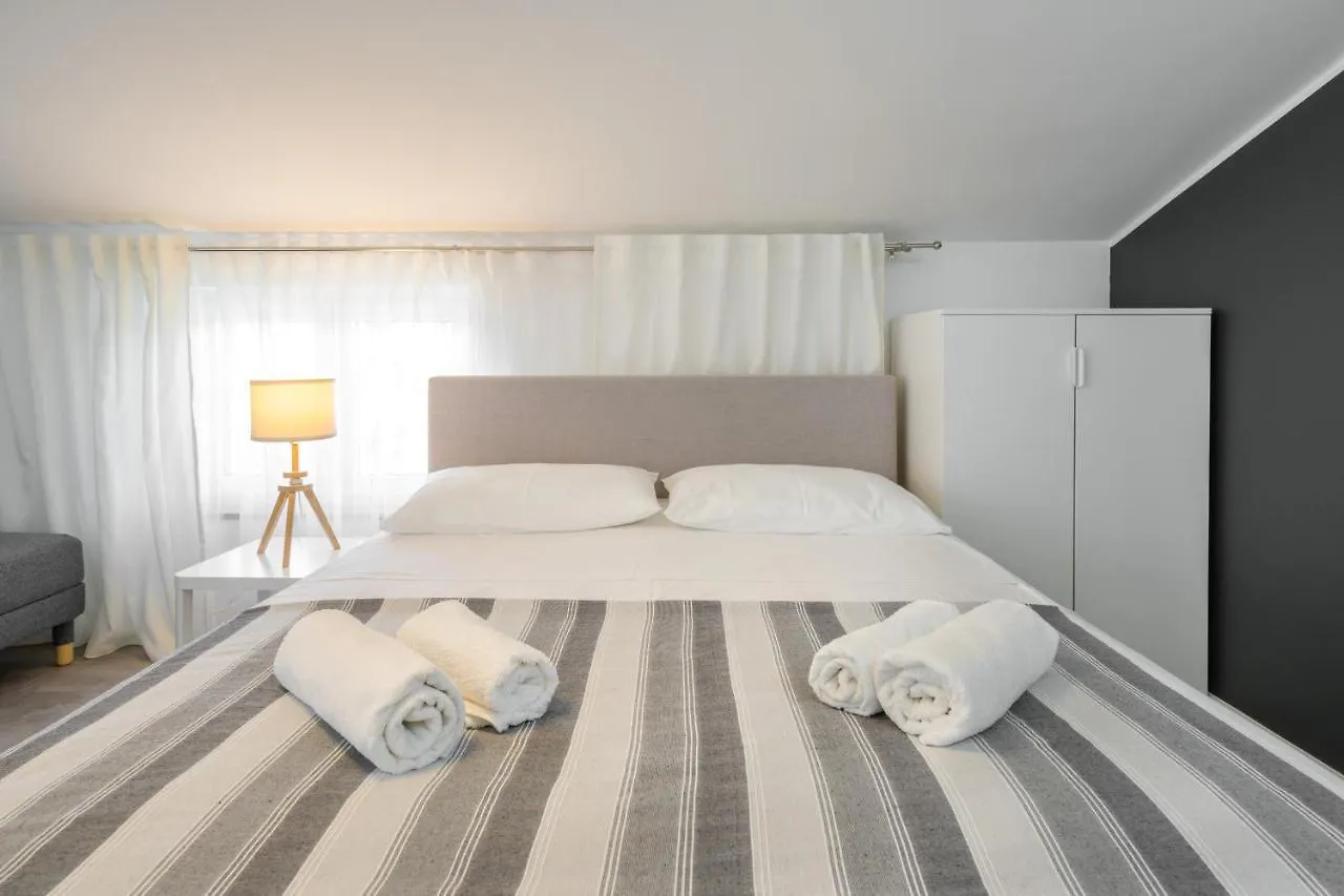 Apartment Apartmani Ana 2 I 3 Malinska