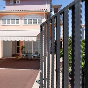 Malinsummer Apartment
